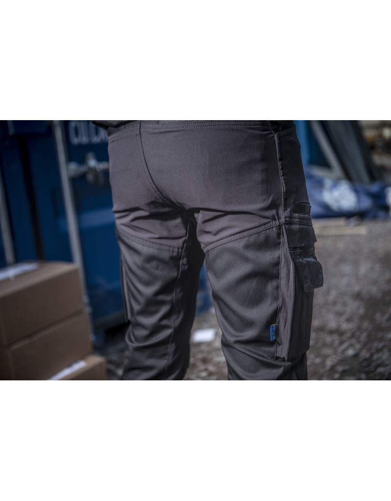 Pantaloni de lucru elastici 2552 Service (mărimile 44-60) Pantaloni de lucru elastici pentru bărbați