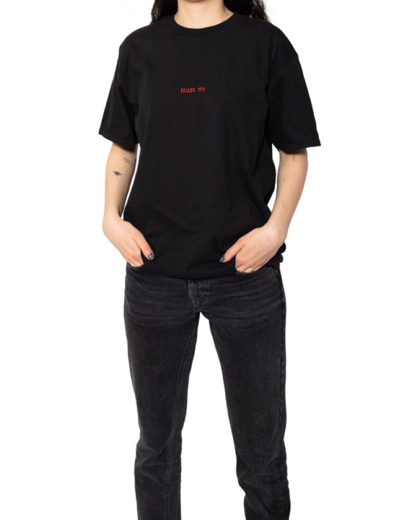 Custom 'Trust Me' T-shirt Custom 'Trust Me' T-shirt